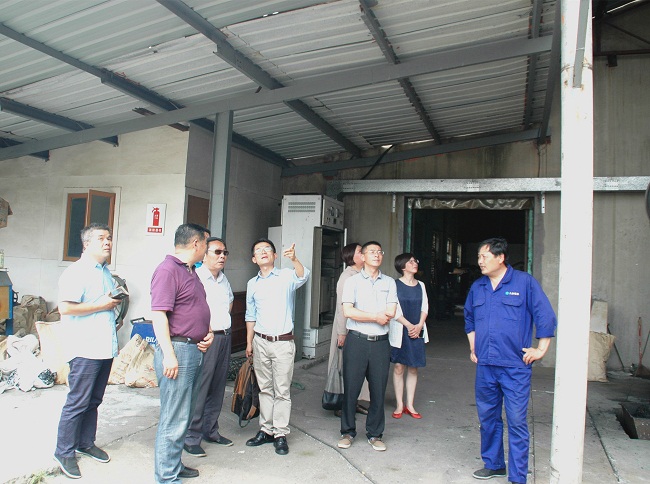 1467177487581789.jpg 6參觀太極公司實驗車間_副本.jpg